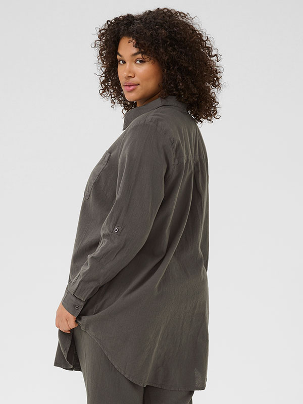 KCNANA - Plus Size Shirt fra Kaffe Curve