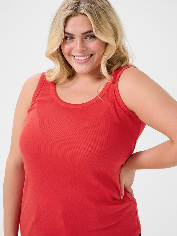 KCCARINA - Plus Size Top fra Kaffe Curve