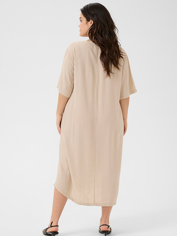 KCMILLE - Plus Size Dress fra Kaffe Curve