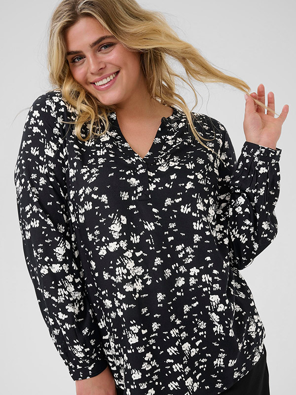 KCBELLA - Plus Size Blouse fra Kaffe Curve