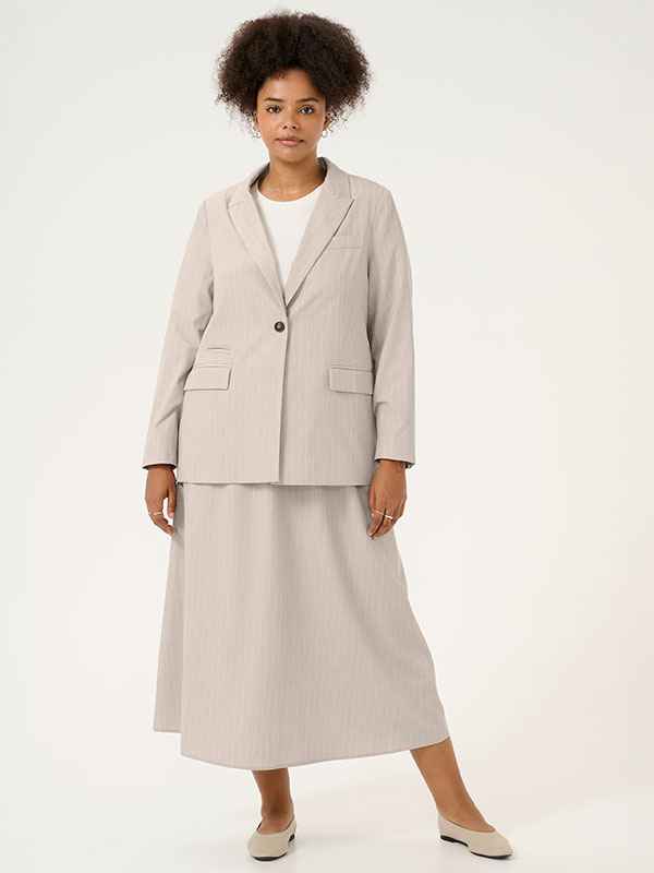 KCESTA - Plus Size Skirt fra Kaffe Curve