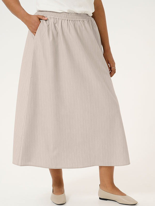 KCESTA - Plus Size Skirt fra Kaffe Curve