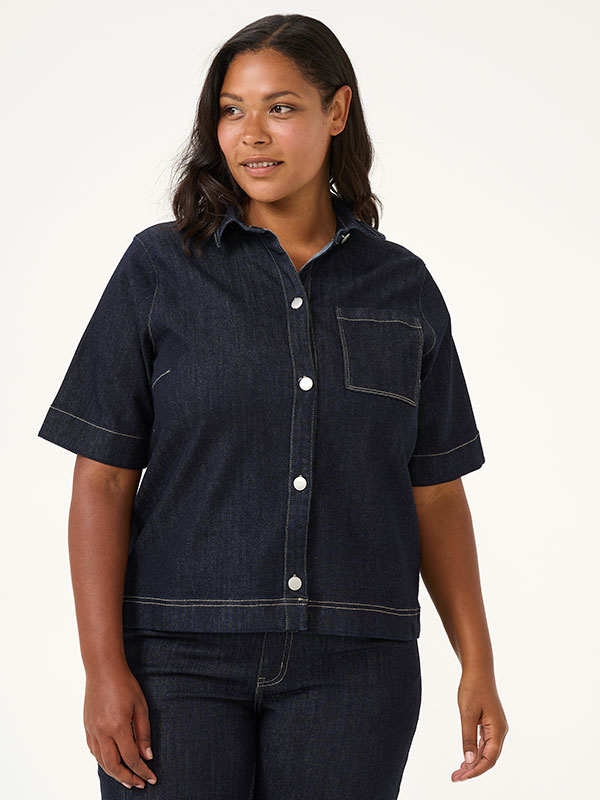 KCKHALA - Plus Size Shirt fra Kaffe Curve