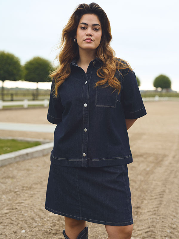 KCKHALA - Plus Size Shirt fra Kaffe Curve