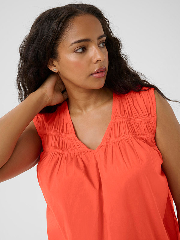 KCTHIA - Plus Size Top fra Kaffe Curve