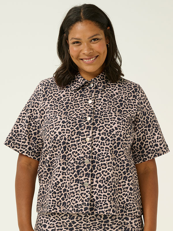 KCLINIMA - Plus Size Shirt fra Kaffe Curve