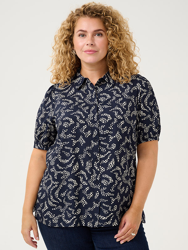 KCBEATE - Plus Size Shirt fra Kaffe Curve