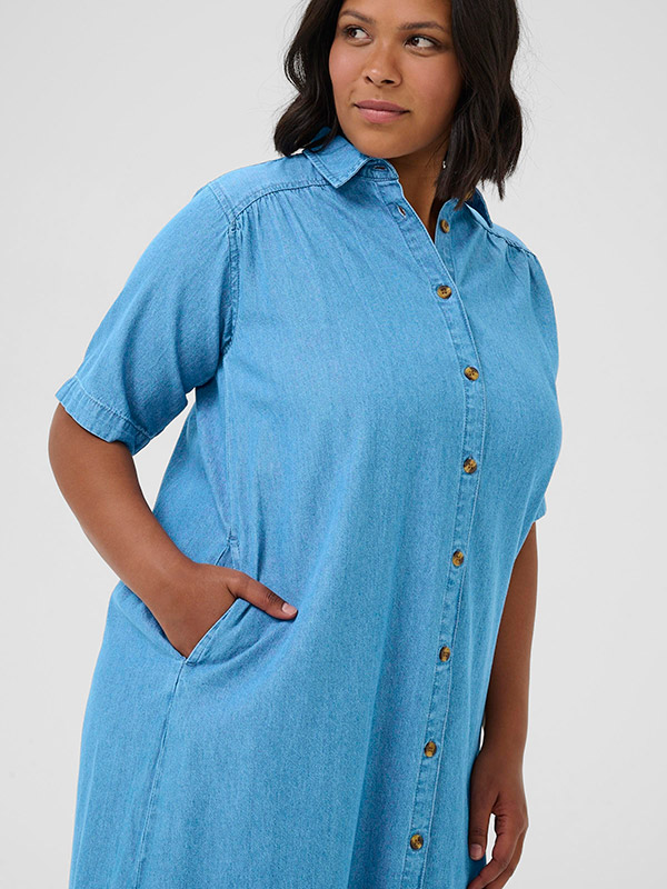 KCLOUISA - Plus Size Dress fra Kaffe Curve