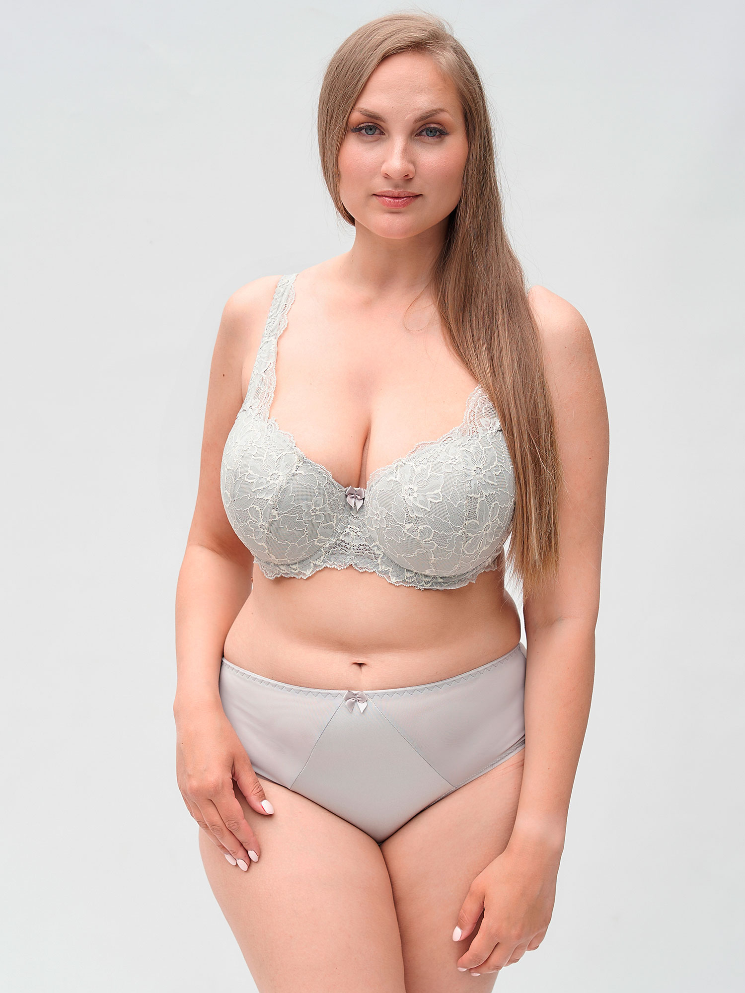 GRACE MOULDED - Plus Size Underwired bra fra Plaisir