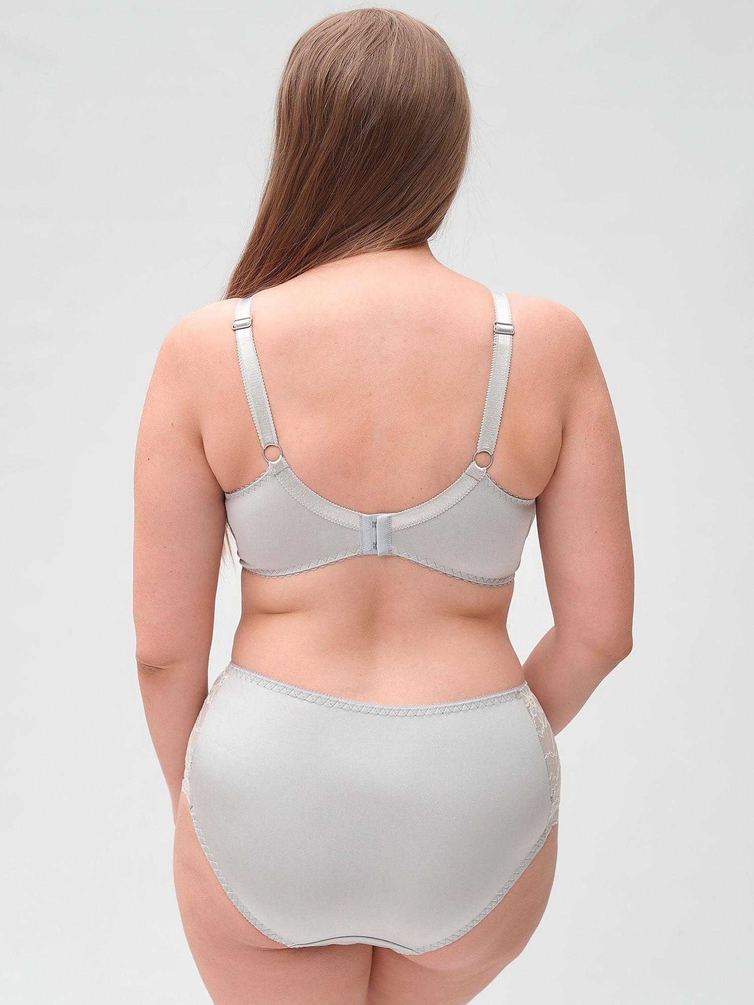 GRACE FULL - Plus Size Underwired bra fra Plaisir