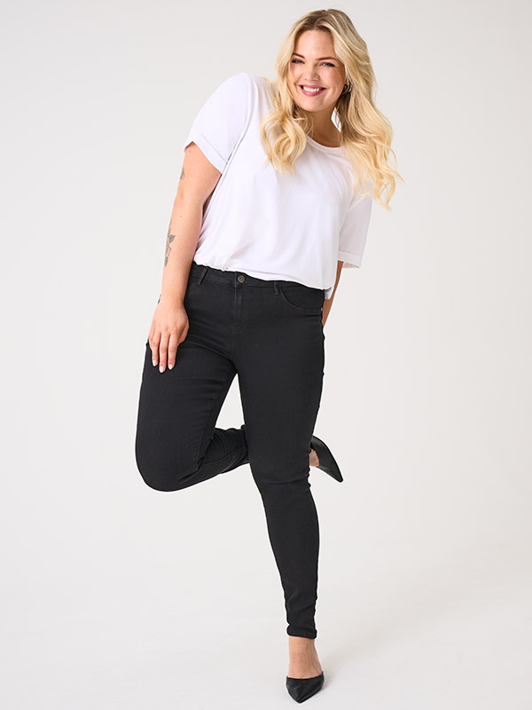 STORM  - Plus Size Jeans fra Only Carmakoma