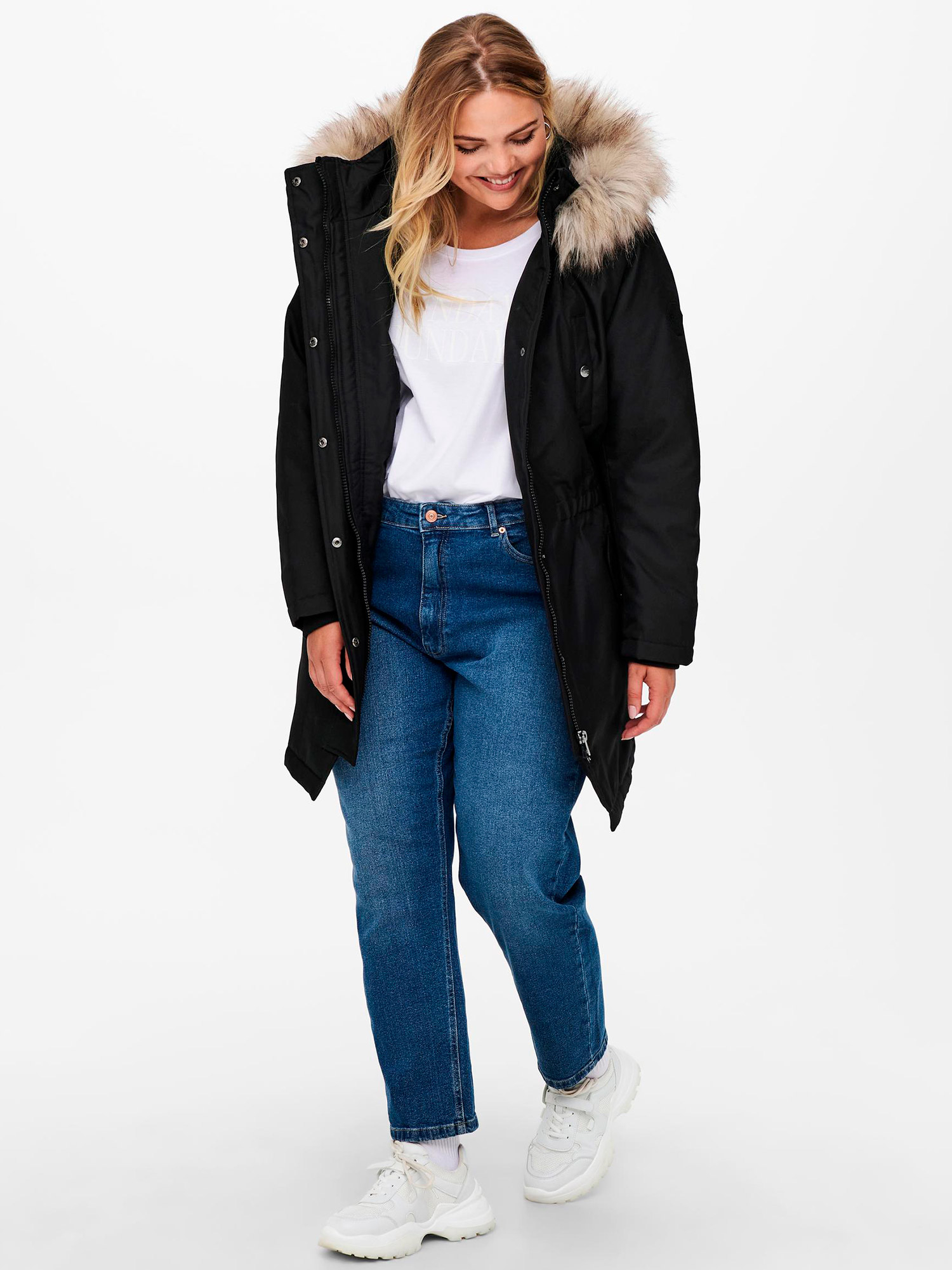 IRENA - Plus Size Jacket fra Only Carmakoma