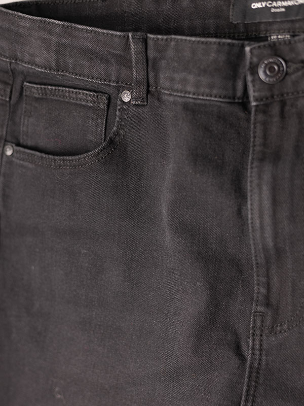 CARLUNA - Plus Size Jeans fra Only Carmakoma