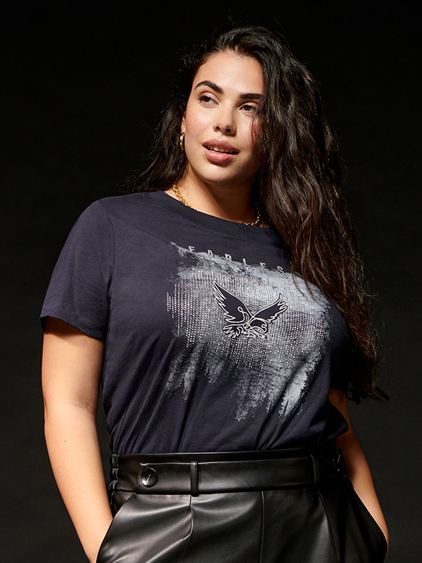 CARLUCKY - Plus Size T-shirt fra Only Carmakoma