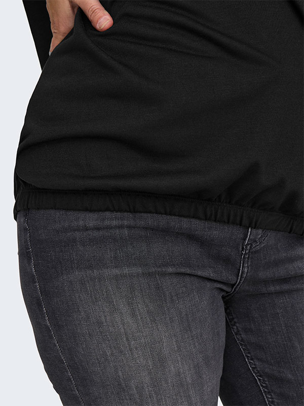 CARCARLINNE - Plus Size Blouse fra Only Carmakoma