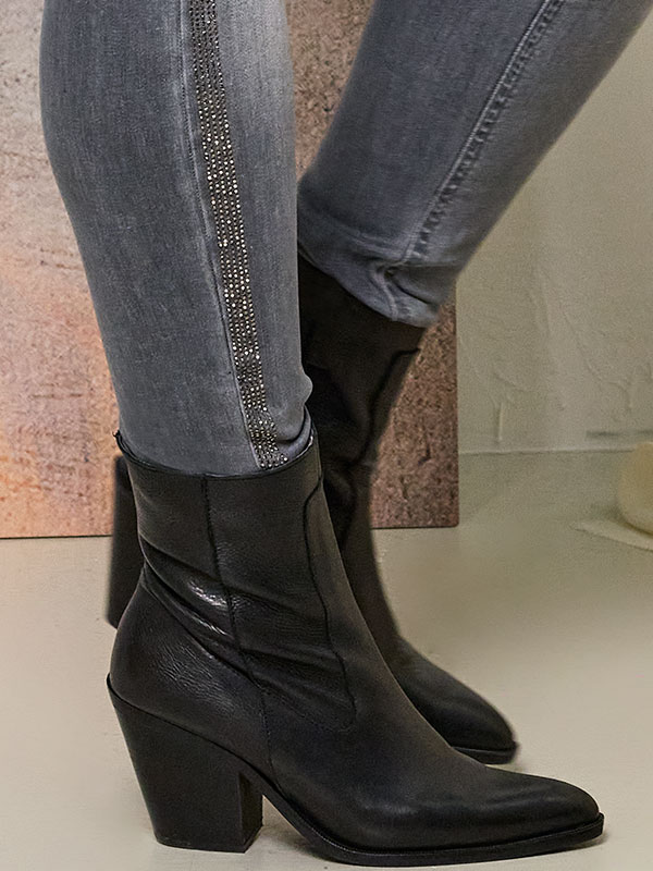 CARWILLY - Plus Size Jeans fra Only Carmakoma
