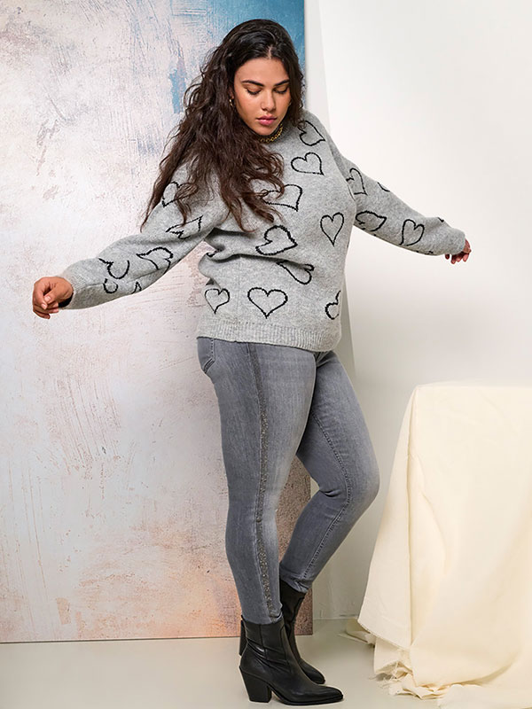 CARHAPPIE - Plus Size Sweater fra Only Carmakoma
