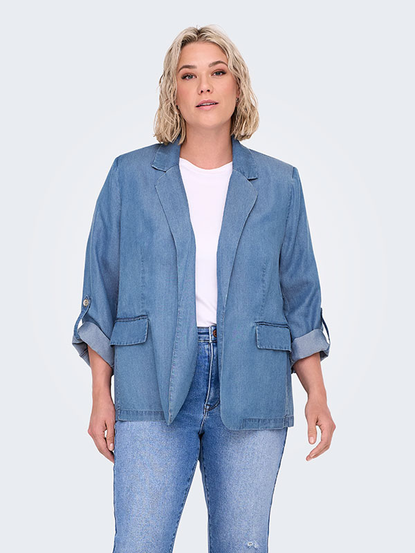 CARCHARIS - Plus Size Blazer fra Only Carmakoma