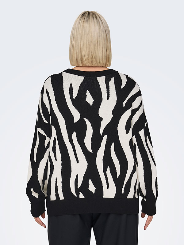 CARMONTANA - Plus Size Sweater fra Only Carmakoma