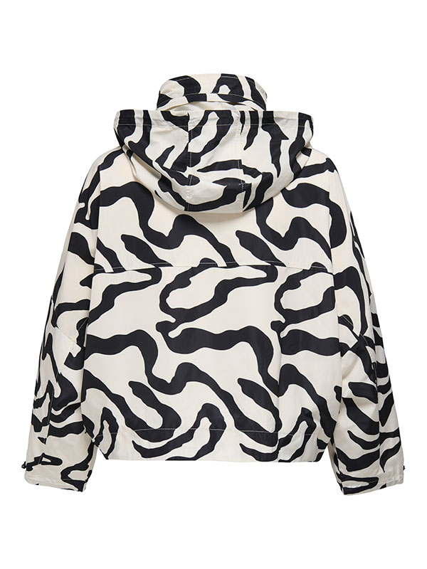 CARBETTY - Plus Size Jacket fra Only Carmakoma