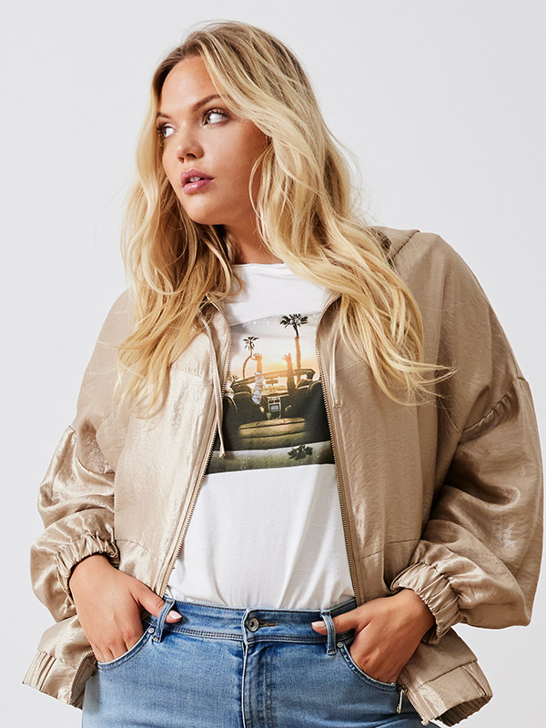 CARGRACE - Plus Size Jacket fra Only Carmakoma