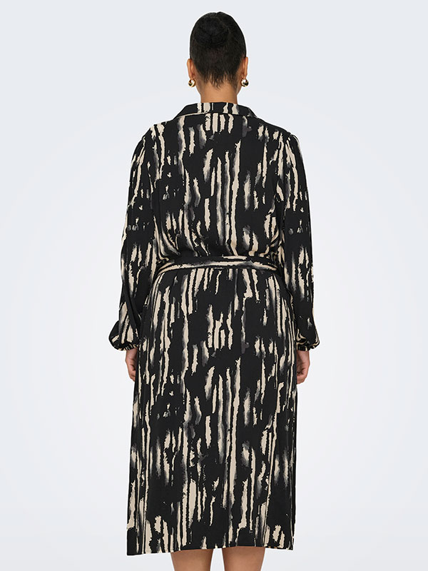 CARMIKAELA - Plus Size Dress fra Only Carmakoma