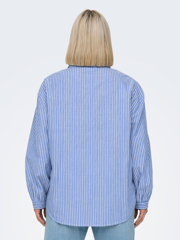 CARARJA - Plus Size Shirt fra Only Carmakoma