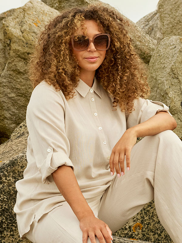 HYLA - Plus Size Shirt fra Zhenzi