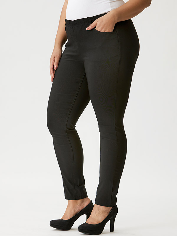 TWIST - Plus Size Pants fra Zhenzi