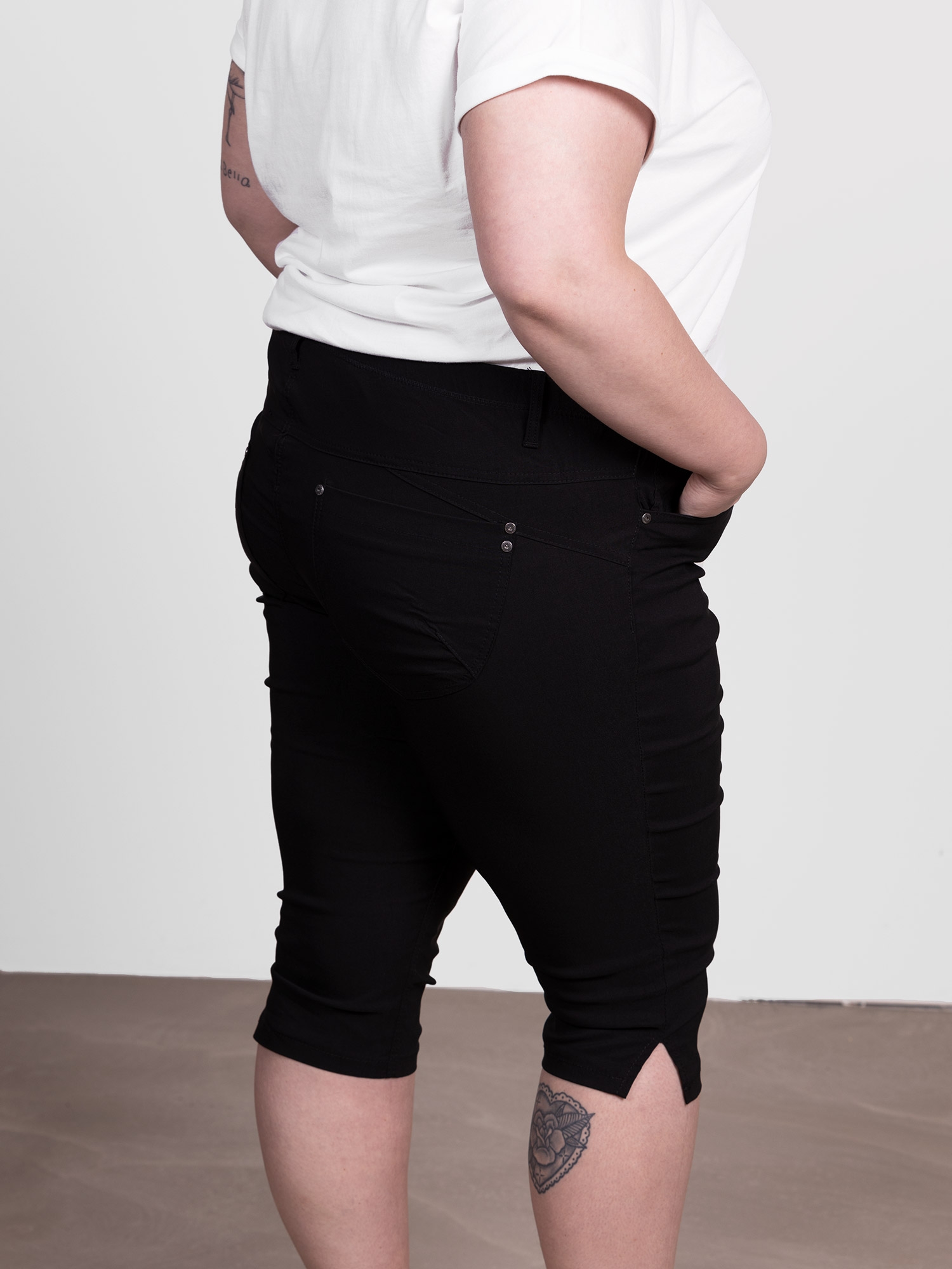 TWIST - Plus Size Pants fra Zhenzi
