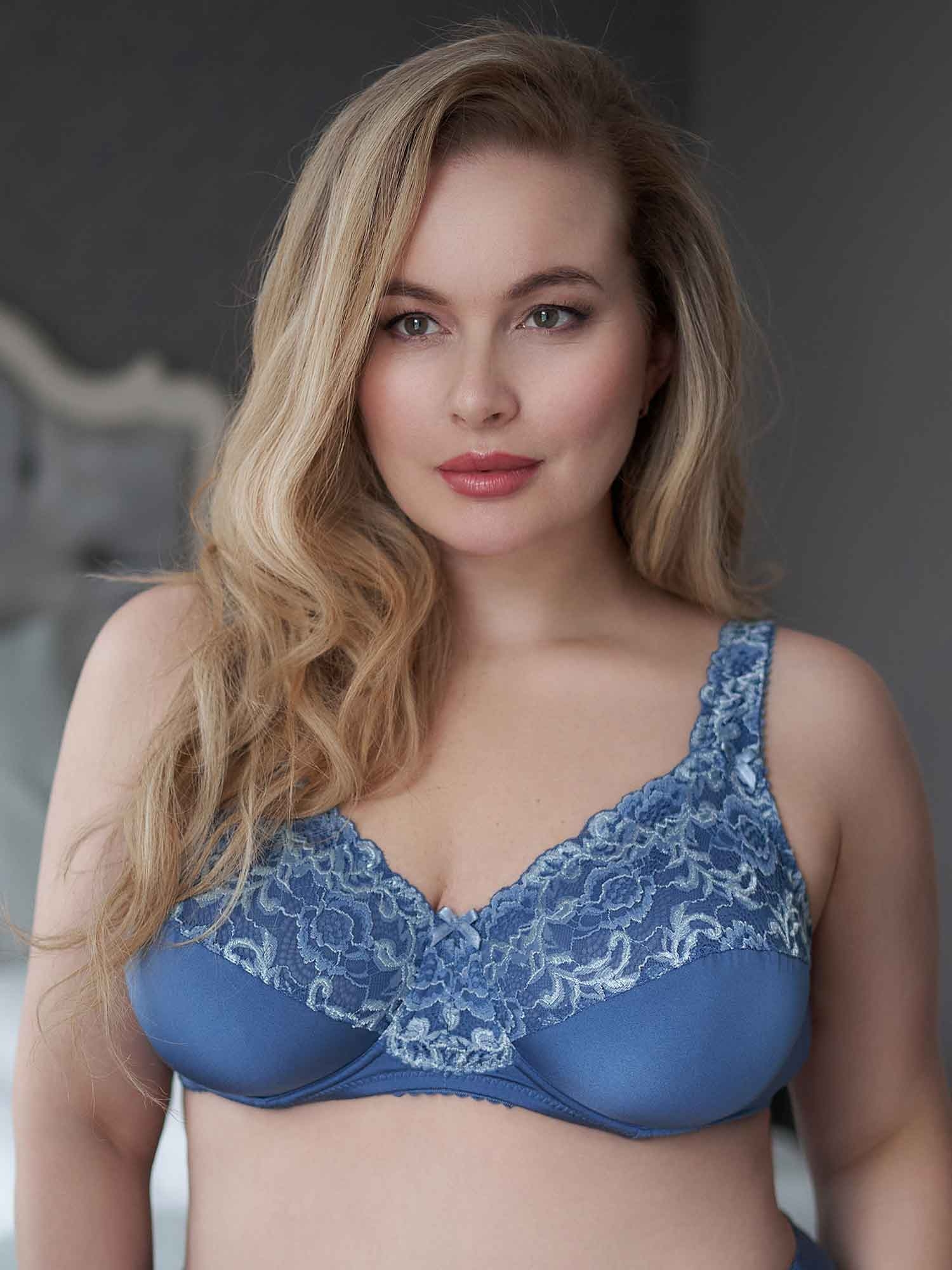 BEATE PLAIN - Plus Size Underwired bra fra Plaisir