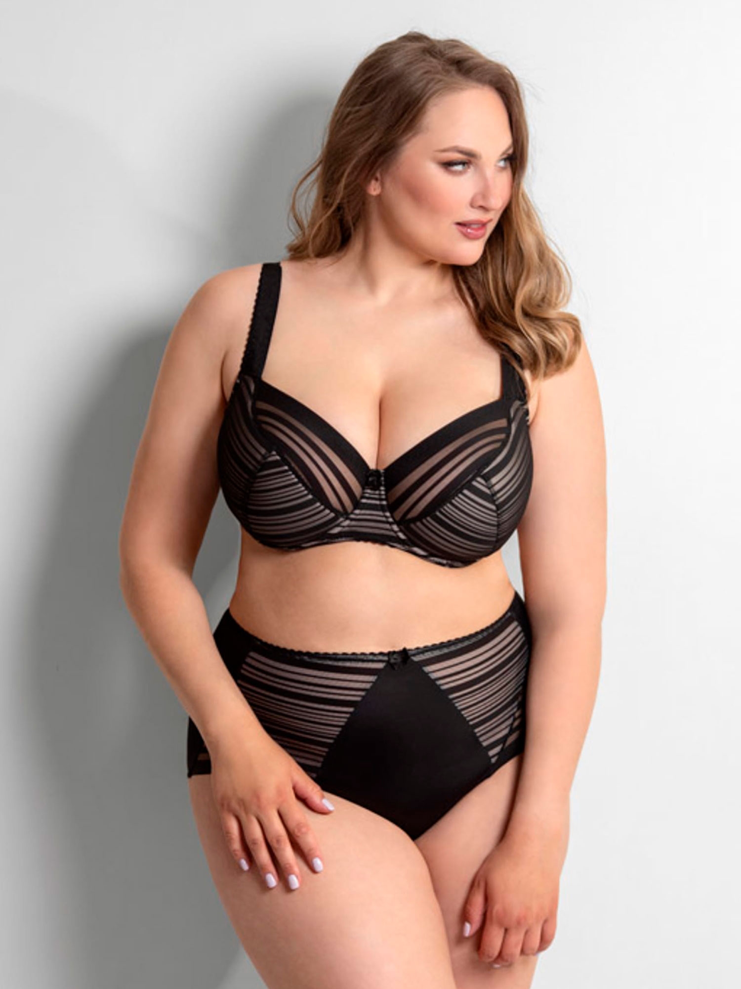 ZOE PUSH UP - Plus Size Underwired bra fra Plaisir