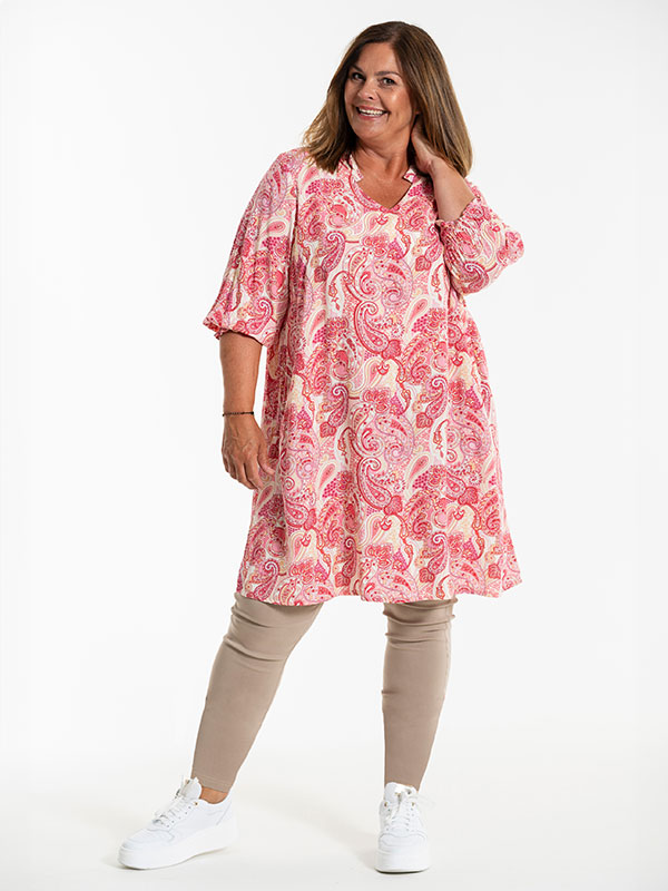 CLARA - Plus Size Pants fra Gozzip