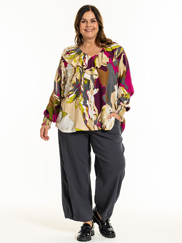 CLARA - Plus Size Pants fra Gozzip