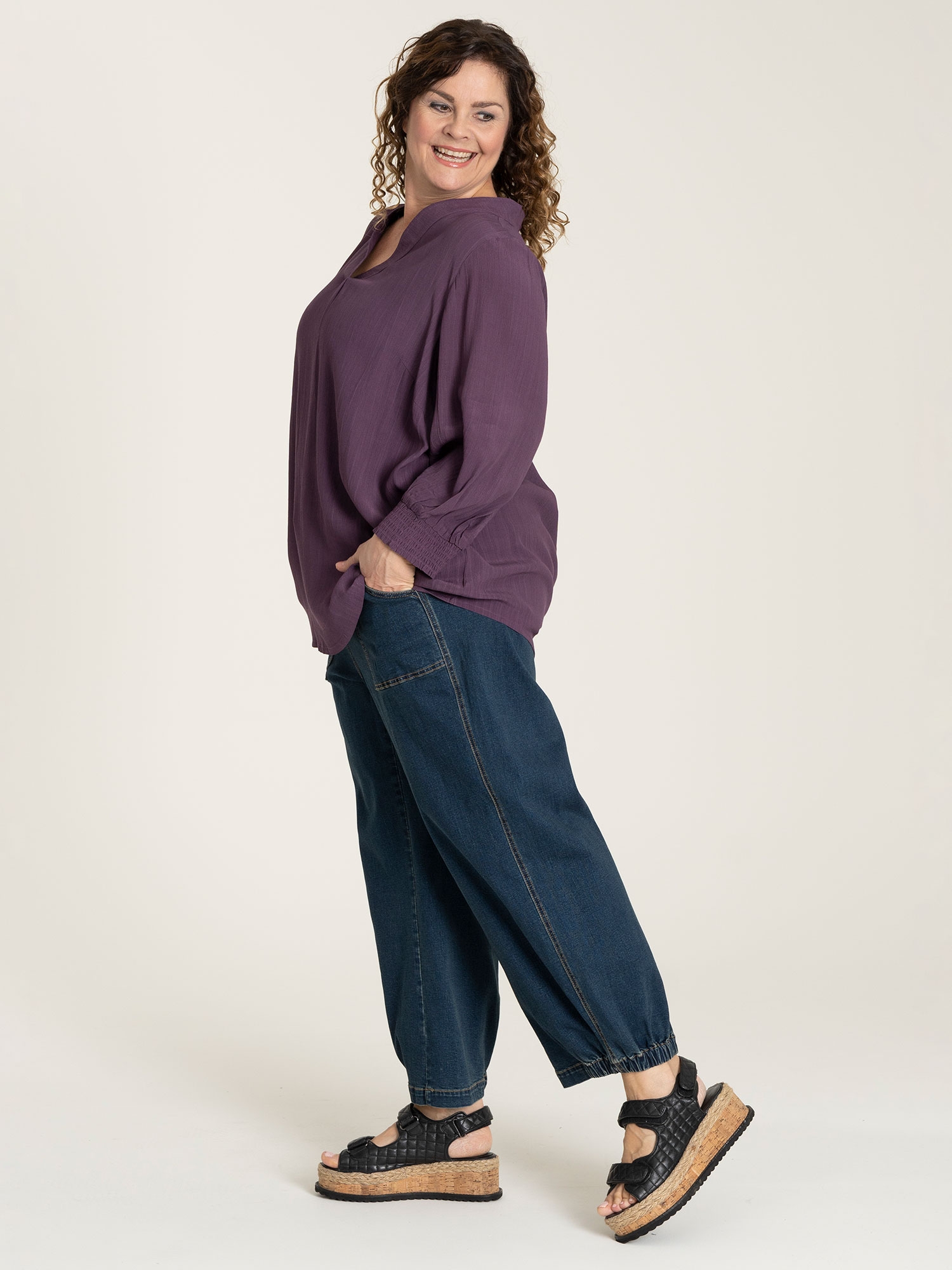 CLARA  - Plus Size Pants fra Gozzip