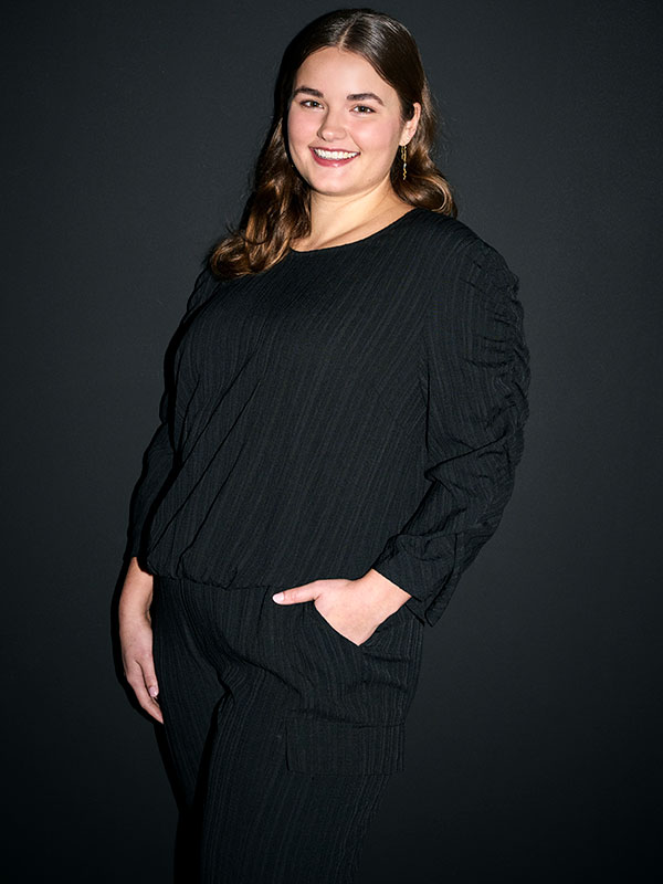 ADGELA - Plus Size Blouse fra Adia