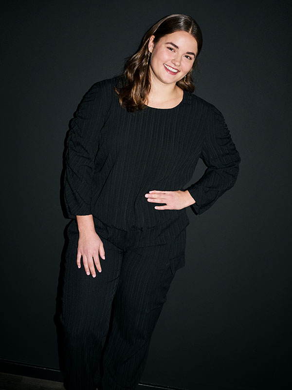 ADGELA - Plus Size Blouse fra Adia