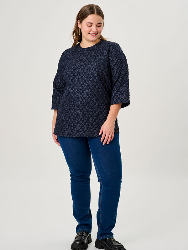 ADGENA - Plus Size Blouse fra Adia