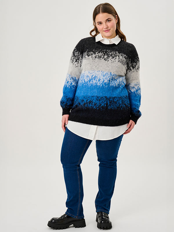 ADGILLIAN - Plus Size Sweater fra Adia