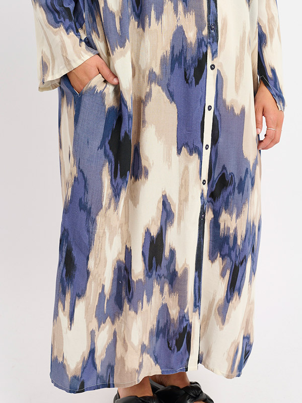 ADVILHELMA - Plus Size Dress fra Adia