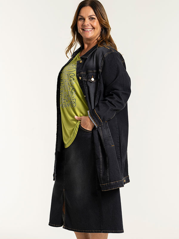 AMELA - Plus Size Jacket fra Gozzip