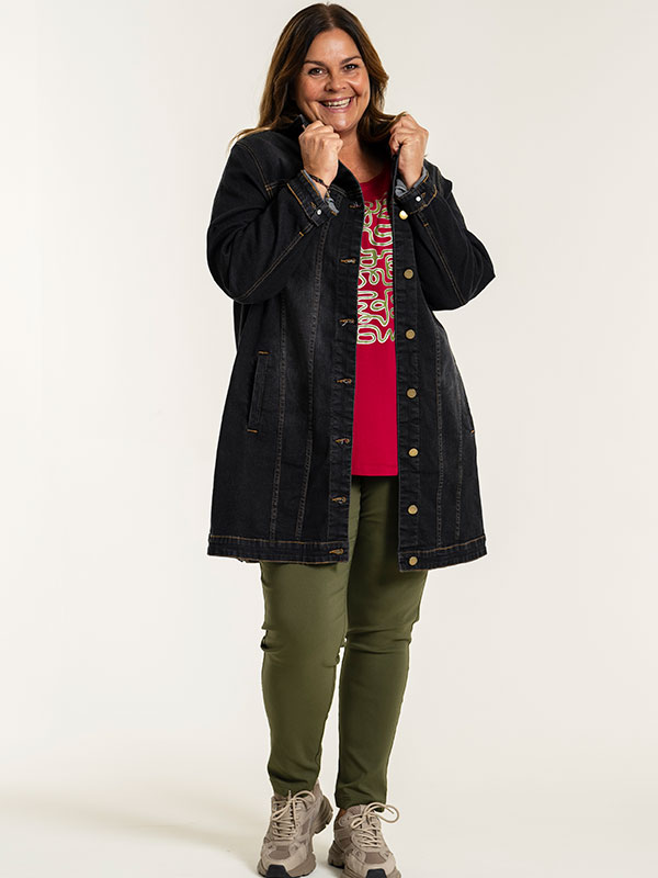 AMELA - Plus Size Jacket fra Gozzip