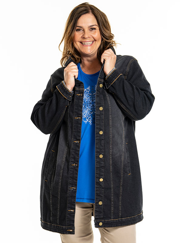 AMELA - Plus Size Jacket fra Gozzip