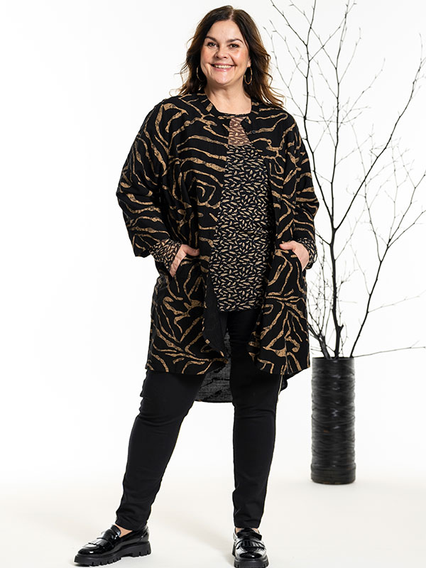 MONNA - Plus Size Tunic fra Gozzip