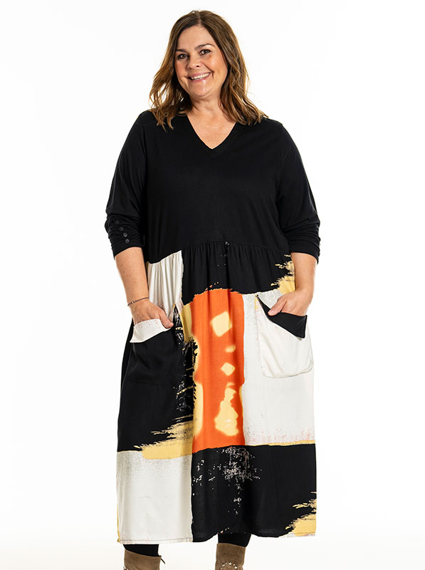 ILLONA - Plus Size Dress fra Gozzip