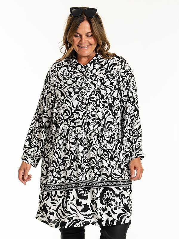JAMIE - Plus Size Tunic fra Gozzip