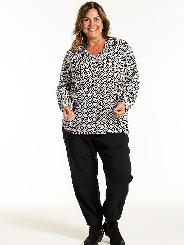 JANETT - Plus Size Blouse fra Gozzip