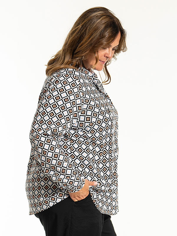 JANETT - Plus Size Blouse fra Gozzip