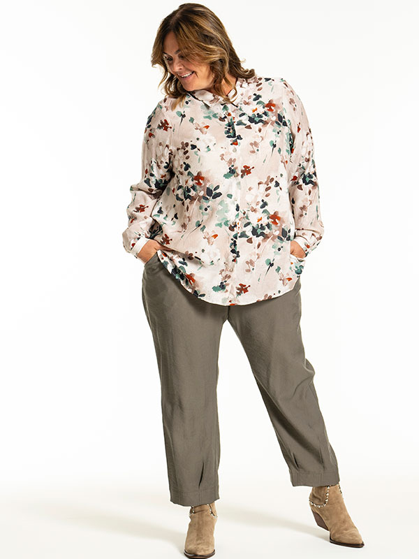 KARINA - Plus Size Shirt fra Gozzip