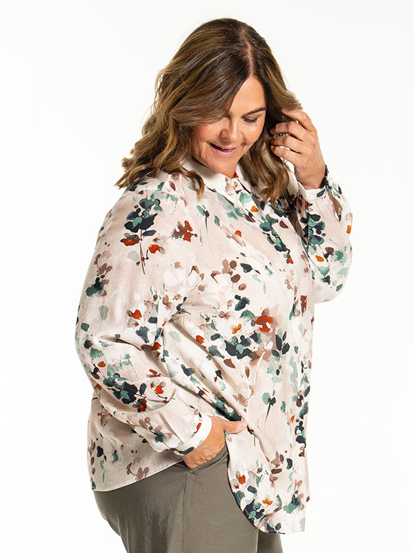 KARINA - Plus Size Shirt fra Gozzip